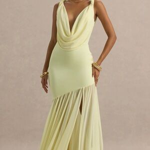 Elegant Yellow Plunge Neck Evening Gown